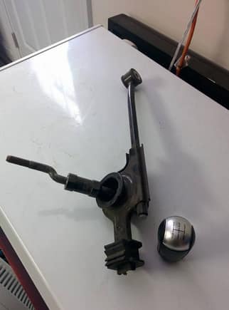 $25 - Stock GT shifter (for Tremec TR3650 ONLY). Includes upgraded GT Premium shift knob. Shift knob retails for $70 from Ford.