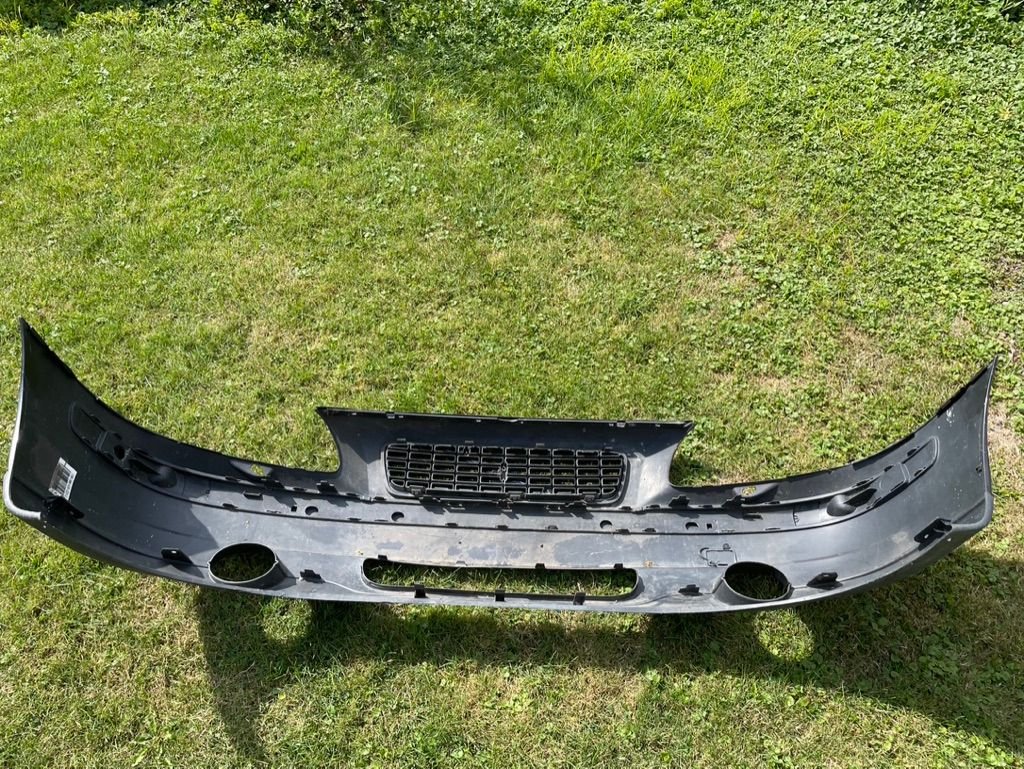 Exterior Body Parts - 2002 S60 bumper cover - dark grey - Used - 2002 to 2006 Volvo S60 - Williamsville, NY 14221, United States