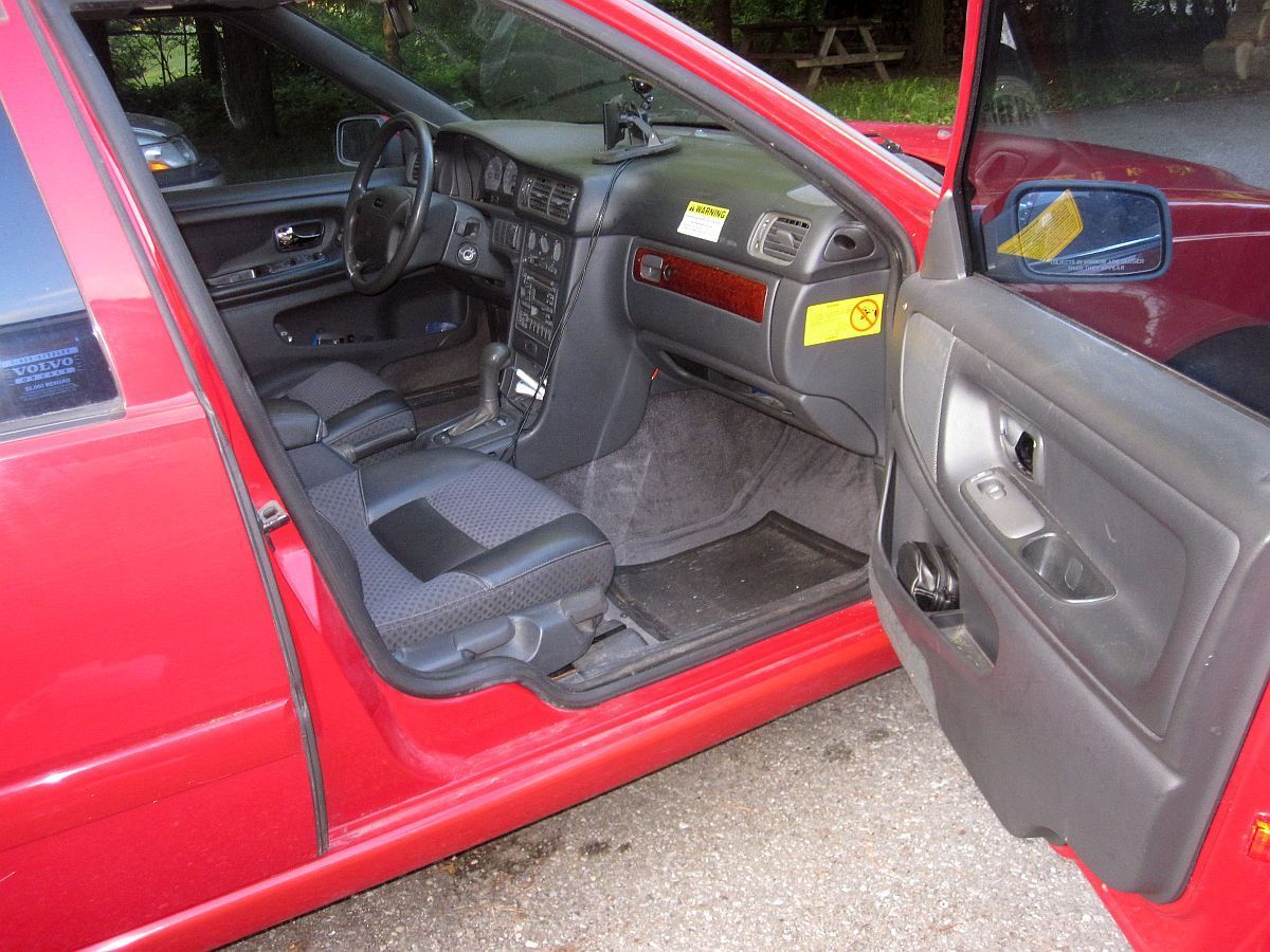1998 Volvo S70 - Parts from '98 S70 - Caledon Village, ON L7K1E8, Canada