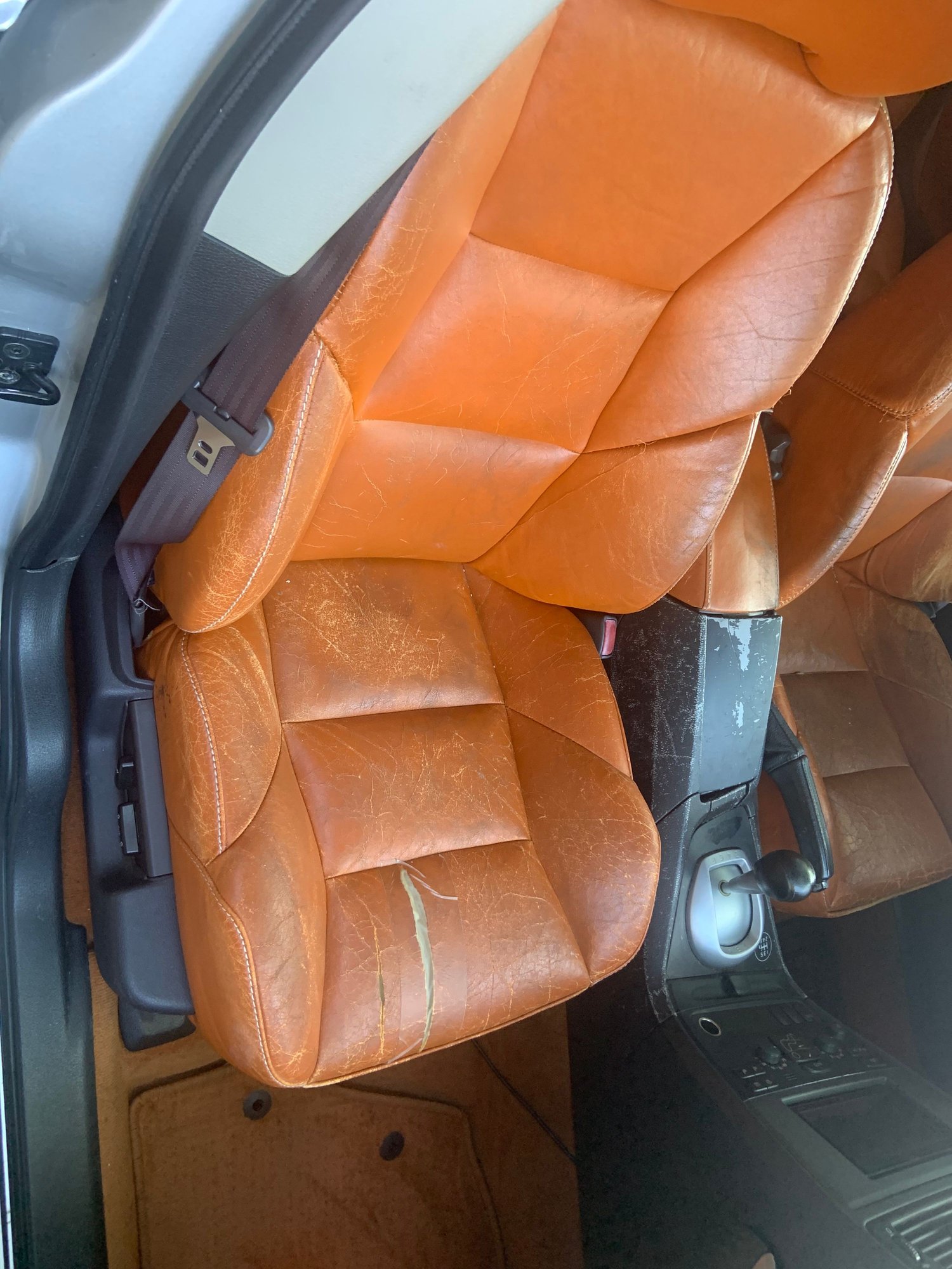 2004 Volvo V70 - 2004 V70 R  6 speed stick $5,500 needs work but looks good - Used - VIN YV1SJ52Y842449923 - 208,000 Miles - 5 cyl - AWD - Manual - Wagon - Silver - Middletown, CT 06457, United States