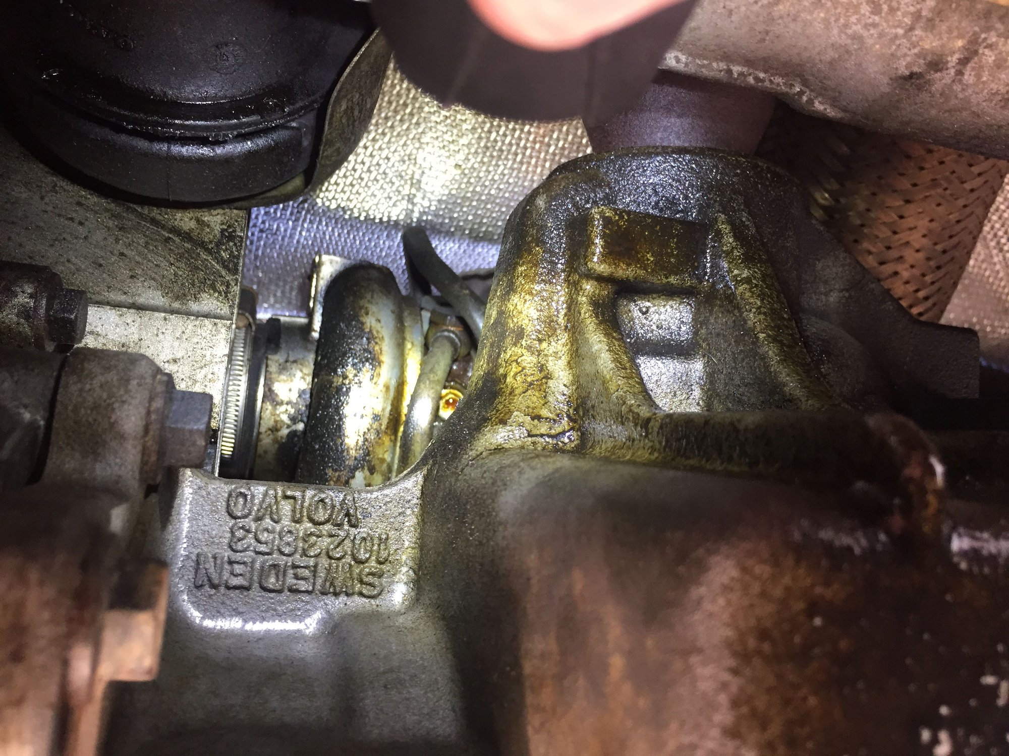 2004 XC90 2.5L Oil(?) Leak Volvo Forums Volvo Enthusiasts Forum