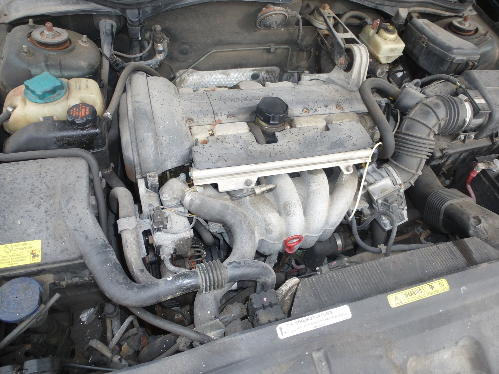 2000 Volvo V70 - Volvo V70 wagon for sale - Used - VIN YV1LW61J5Y2733984 - 270,000 Miles - 5 cyl - 2WD - Automatic - Wagon - Other - Kingston, ON K7M8M3, Canada