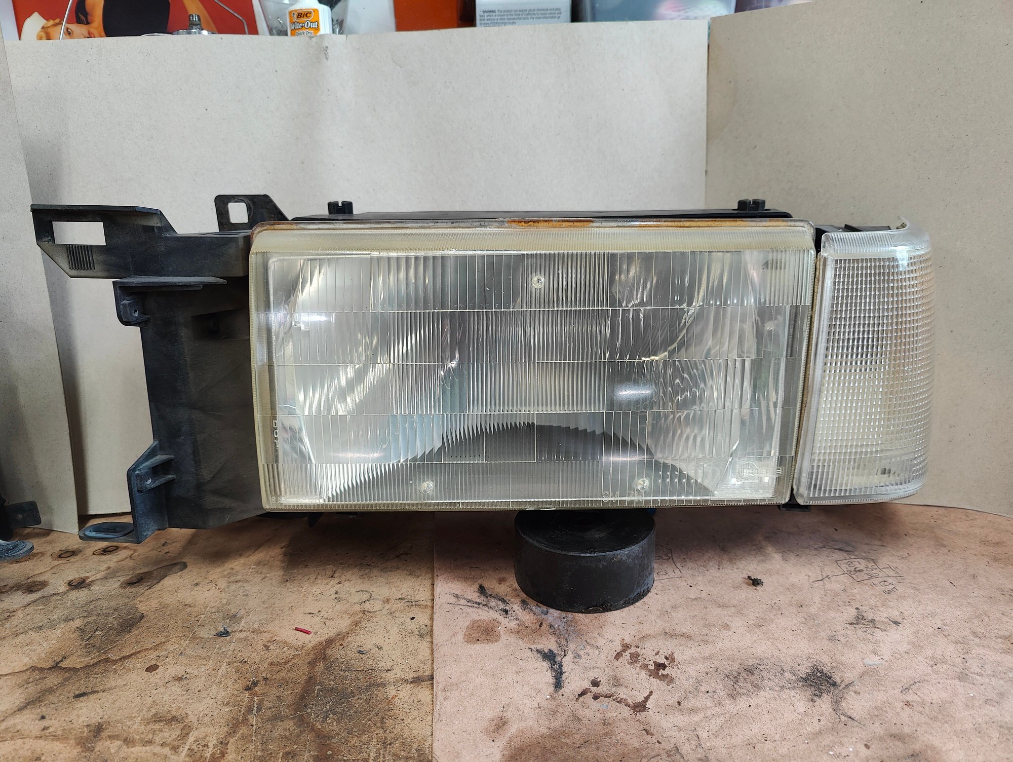 Lights - 740/940 headlight set - Used - 1992 to 1994 Volvo 940 - Broad Brook, CT 06016, United States