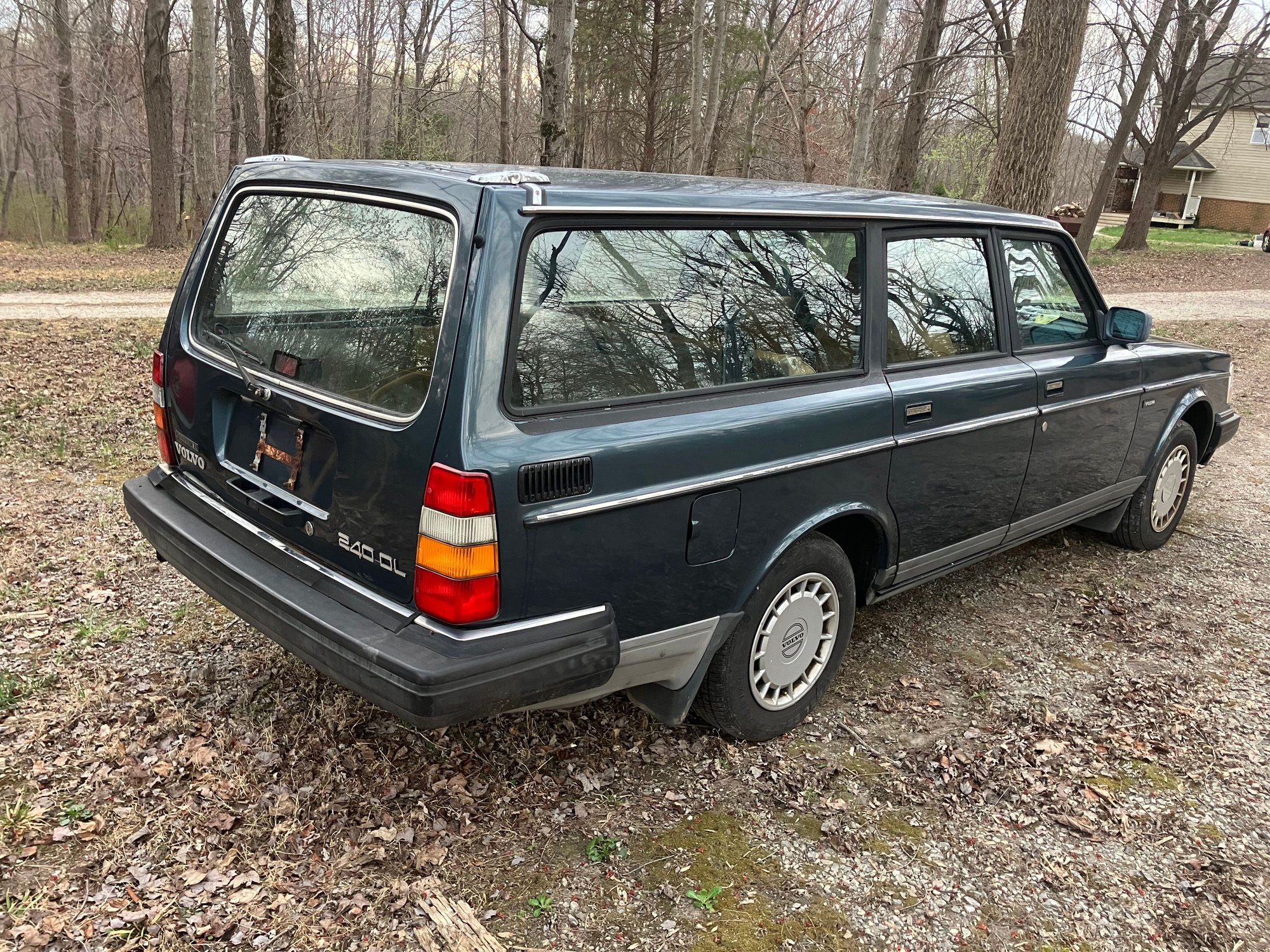 1987 Volvo 244 - 1987 240 DL Wagon - Used - VIN Y240DLYY1987Y804 - 300,000 Miles - 4 cyl - Manual - Wagon - Blue - Frederick, MD 21771, United States