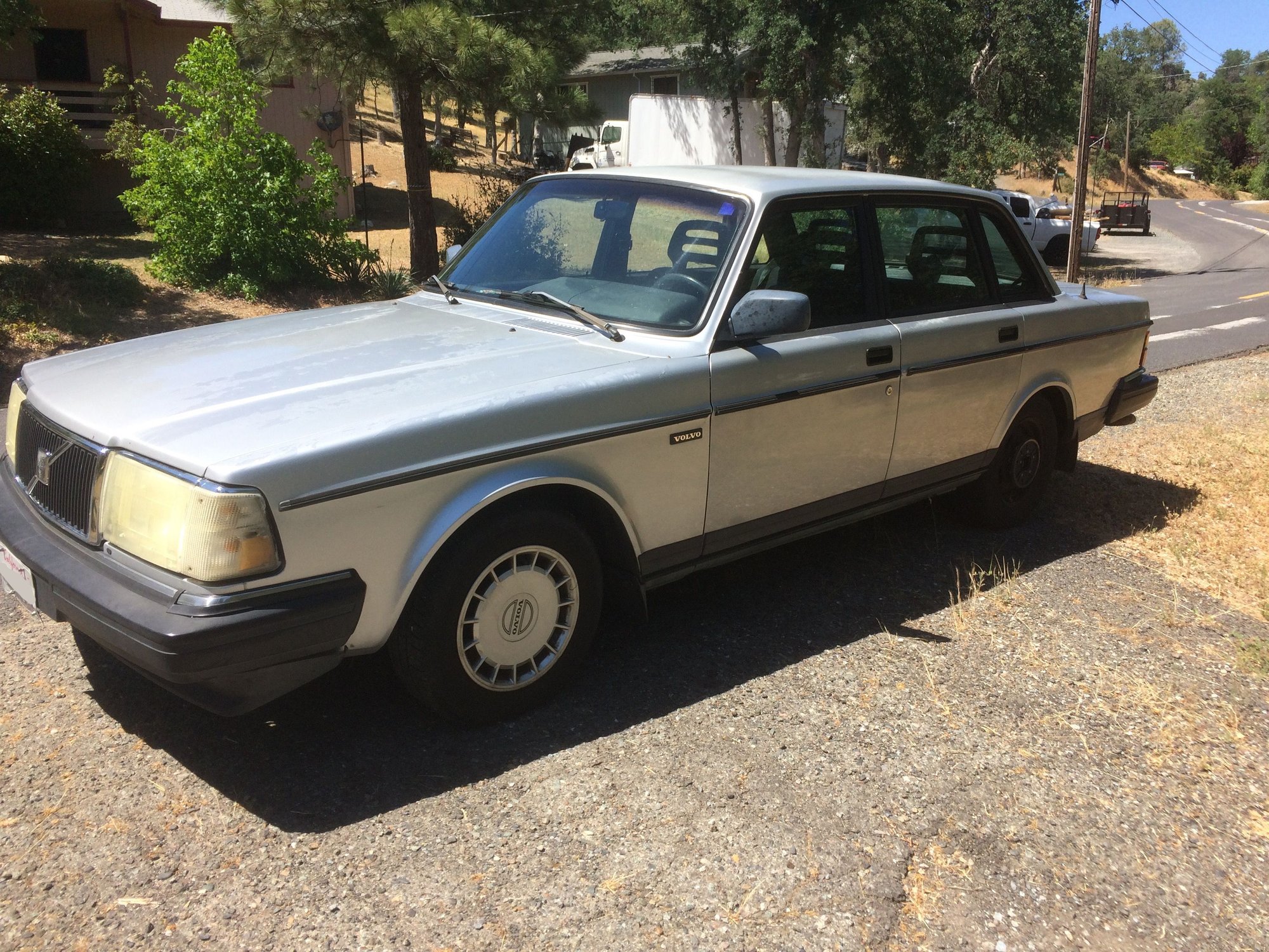 1992 Volvo 240 - Long Behold the Silver Moose! 1992 Volvo 240 DL - Used - VIN YV1AS8816N1471916 - 200,622 Miles - 4 cyl - 2WD - Automatic - Sedan - Silver - Soulsbyville, CA 95372, United States