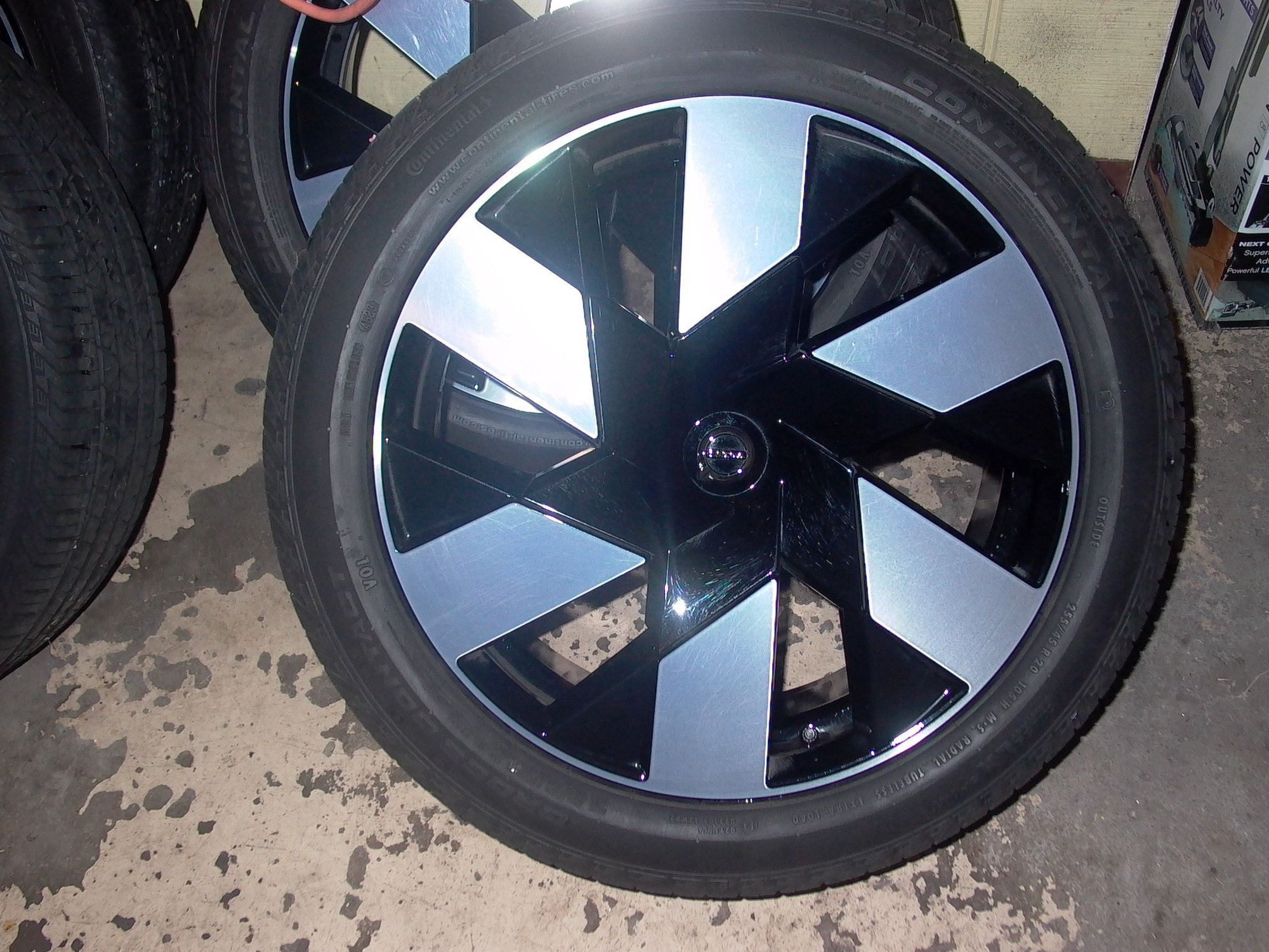 Wheels and Tires/Axles - 20" wheels and tires - Used - -1 to 2025  All Models - Upper Arlington, OH 43220, United States