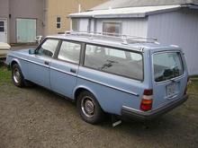 1984 240 DL Wagon