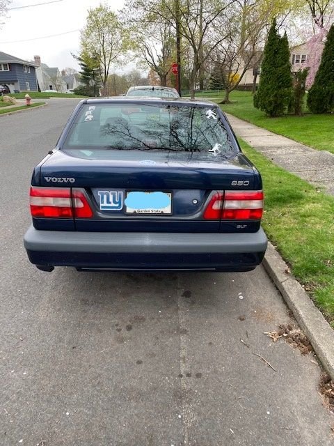 1997 Volvo 850 - If I only had a heart...This Baby needs a new engine to get back on the road. - Used - VIN YV1LS5644V1384004 - 110,000 Miles - 5 cyl - 2WD - Automatic - Sedan - Blue - River Edge, NJ 07661, United States