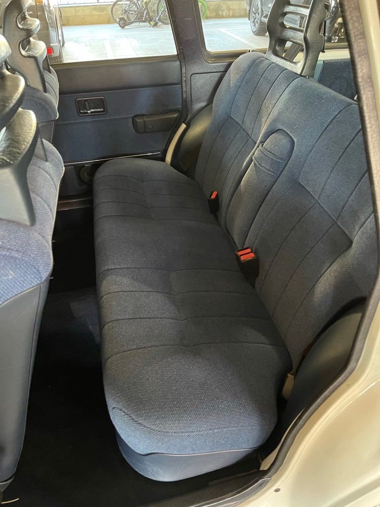 1992 Volvo 240 - 1992 Volvo 240 Wagon *One Owner* *Excellent Condition* - Used - VIN YV1AW8806N1927487 - 4 cyl - 2WD - Automatic - Wagon - White - Exton, PA 19341, United States