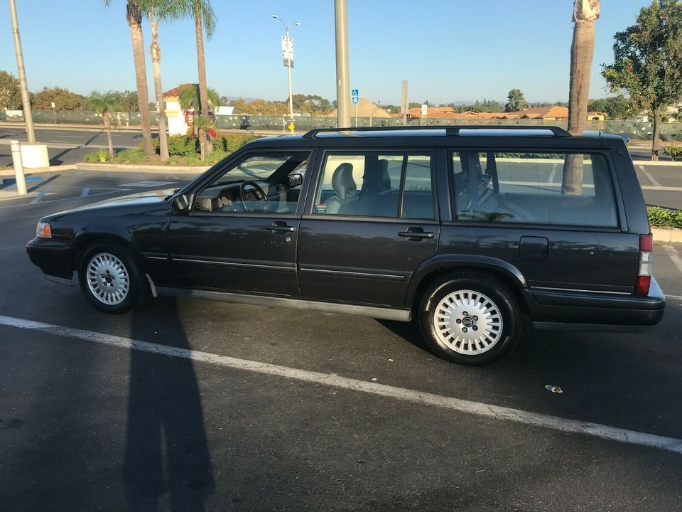 1998 Volvo V90 - 1998 Volvo V90 for $1000 on Facebook Marketplace (not my ad) - Used - Sanford, NC 27330, United States