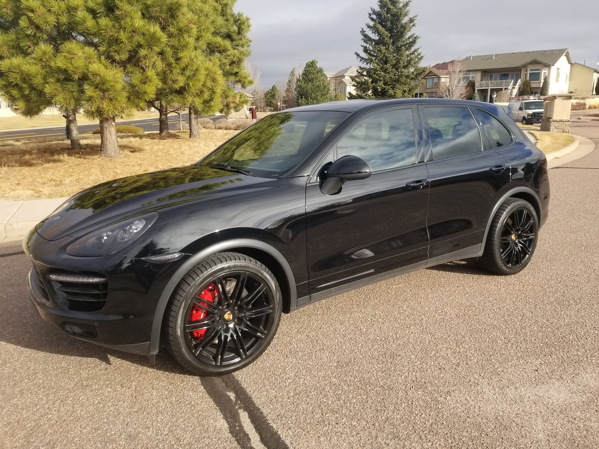 2013 Porsche Cayenne Turbo Black on Black PDCC /PTV