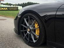PORSCHE 991 TURBO S WITH 21″ FORGED RIMS BY LOMA WHEELS