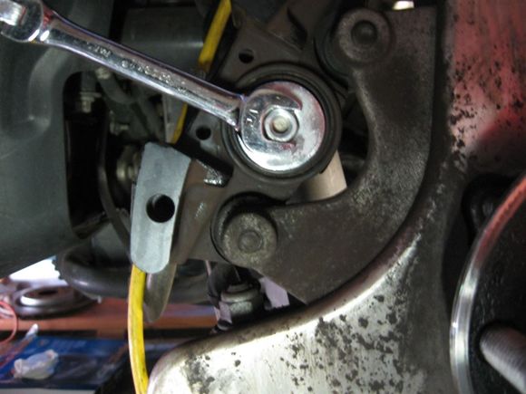 Retracting the piston