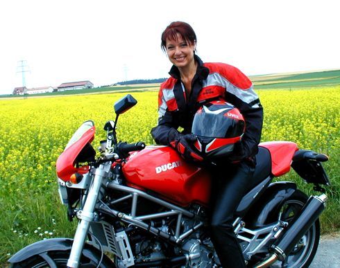 MY 2002 DUCATI Monster S4 ;-)
