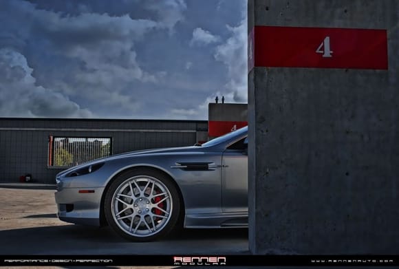 Rennen R8 Aston Martin DBS4