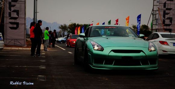 R35