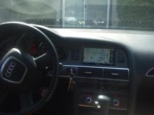 Nav, bluetooth, Cd changer. Biggest complaint. No aux?? Hate my changer. Other then that i love my car.