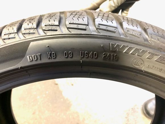 Pirelli Sottozero 3 winter tire 255/35R19 XL for sale 12/12/19