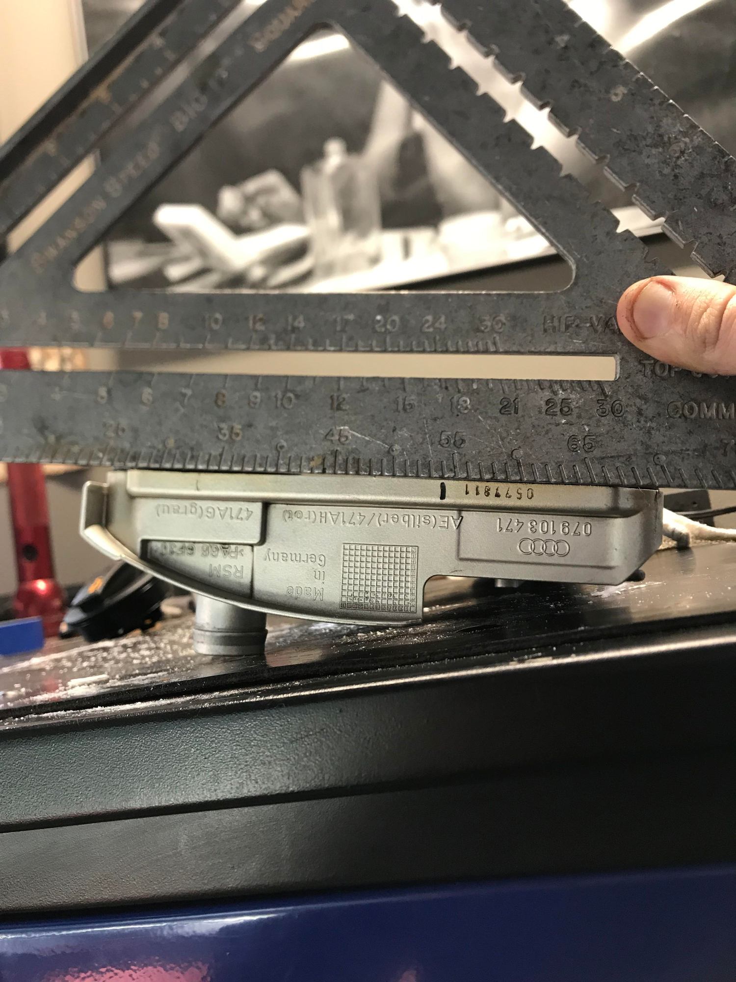 Warped valve cover gasket 07 4.2 140k AudiWorld Forums