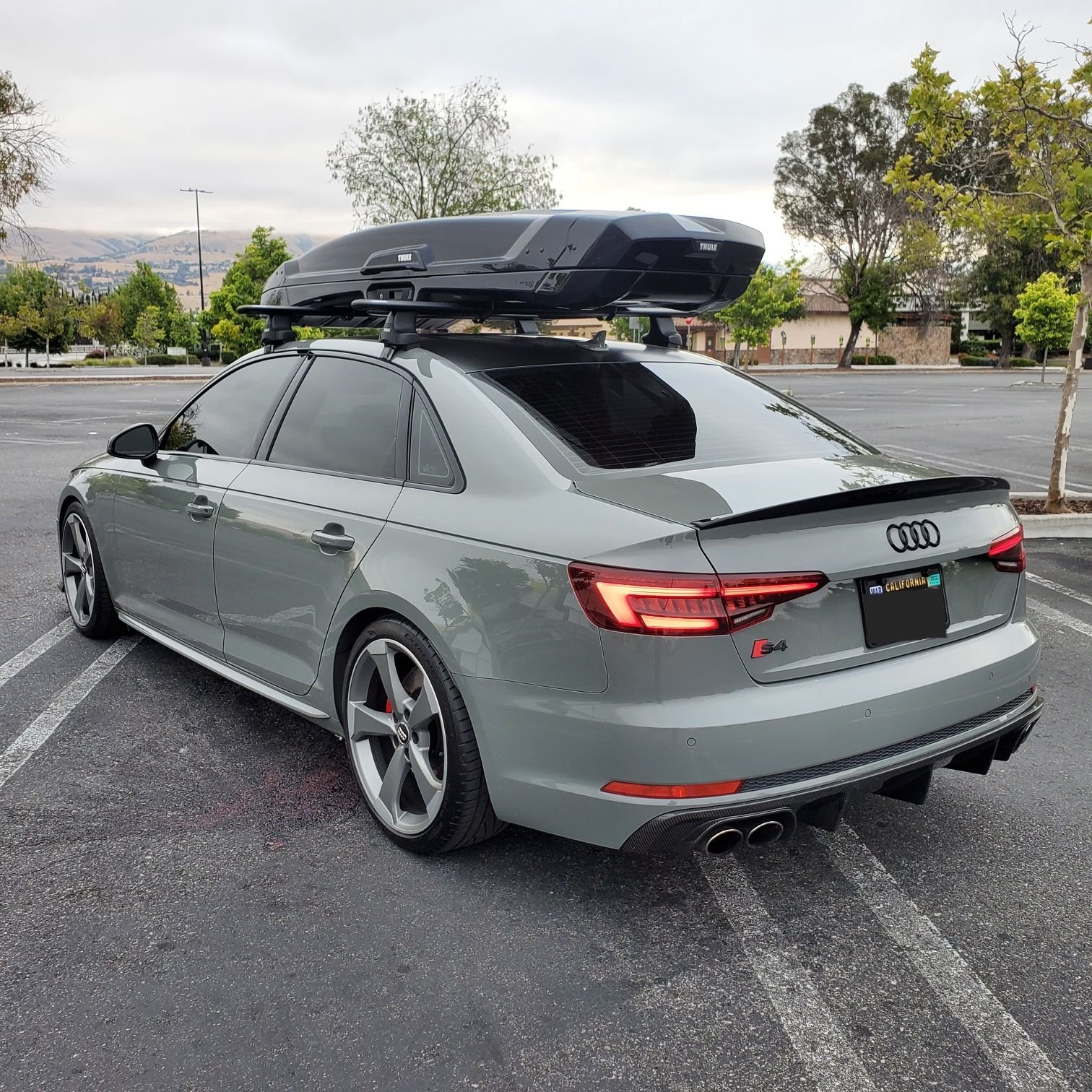 THULE VECTOR ALPINE ROOFBOX PLUS WINGBAR EVO ROOF RACK FS! AudiWorld