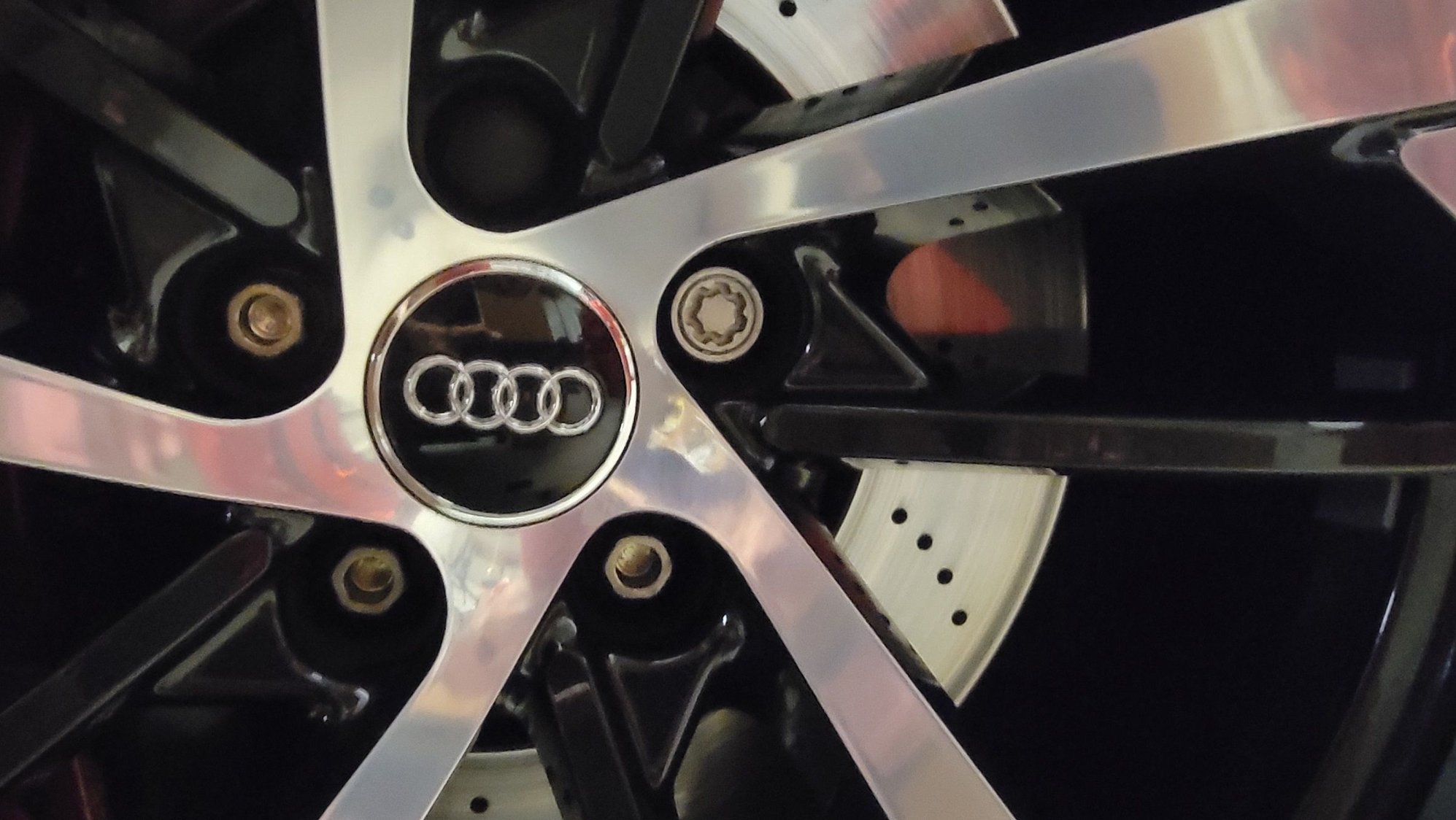 Do all A5s have wheel locks or is this an option? AudiWorld Forums