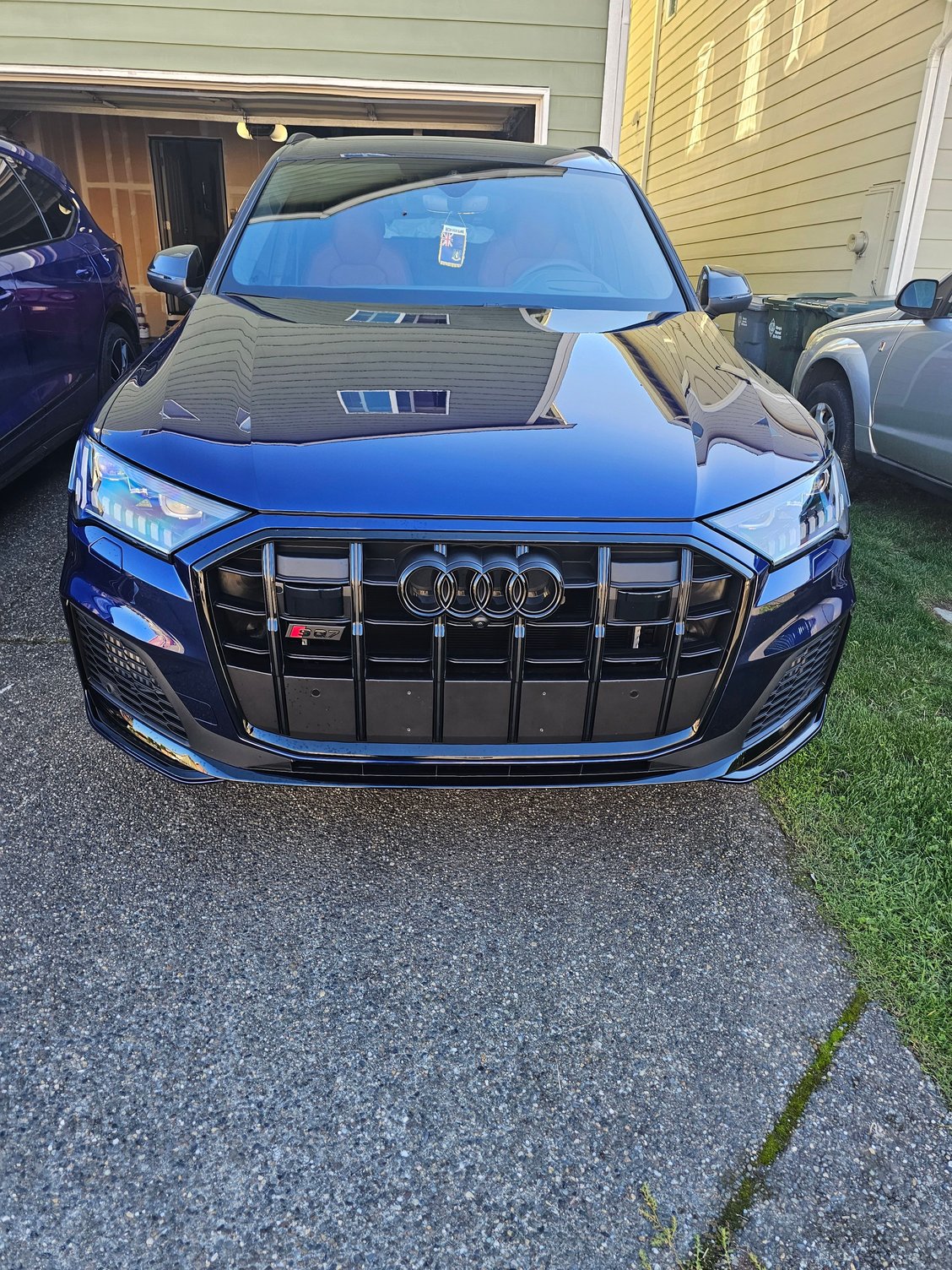 Finally picked up my 23 SQ7 - AudiWorld Forums