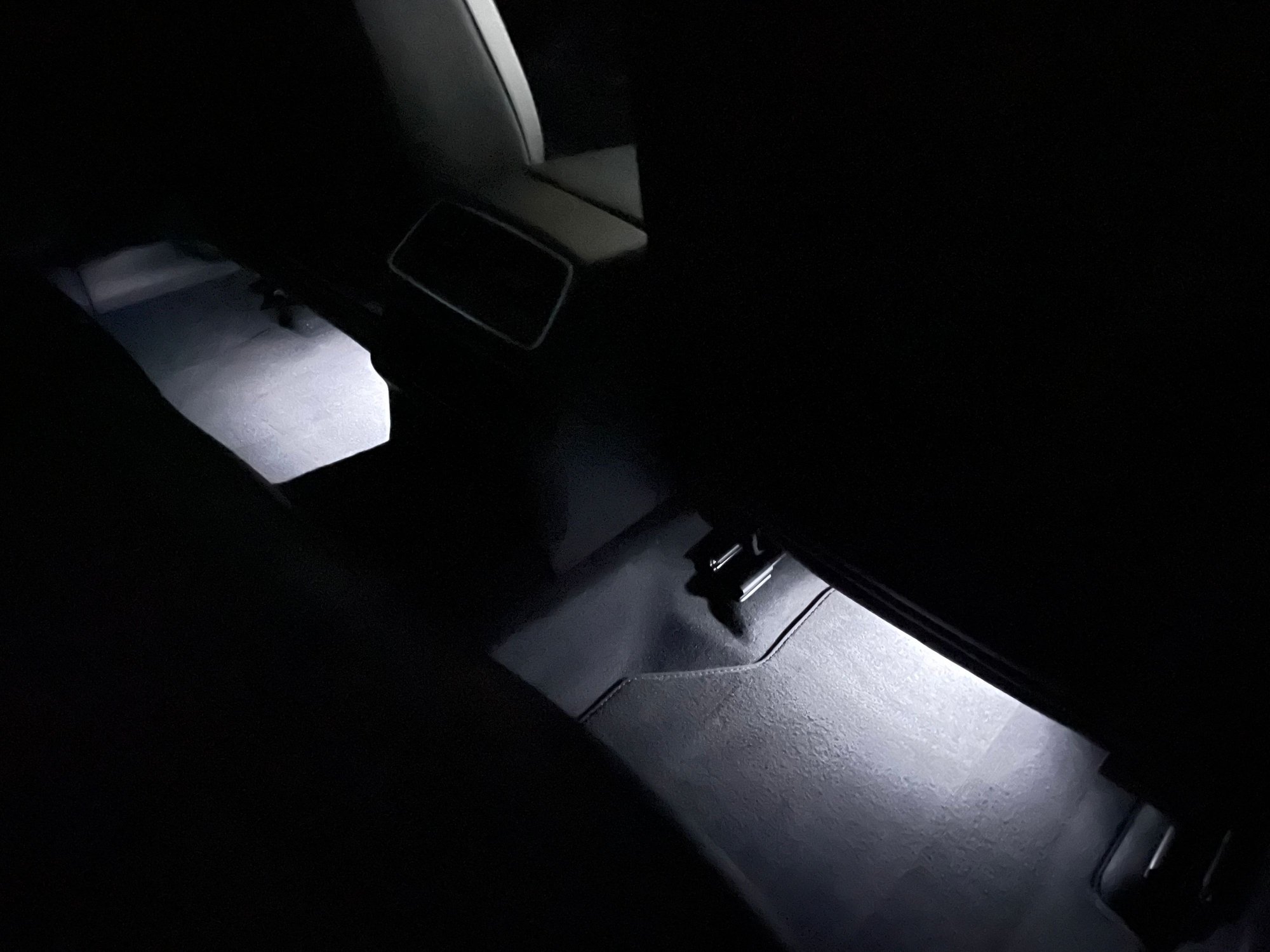 UK AUDI A6 AVANT 40 TFSI S Line [Tech Pack LED Interior Ambient