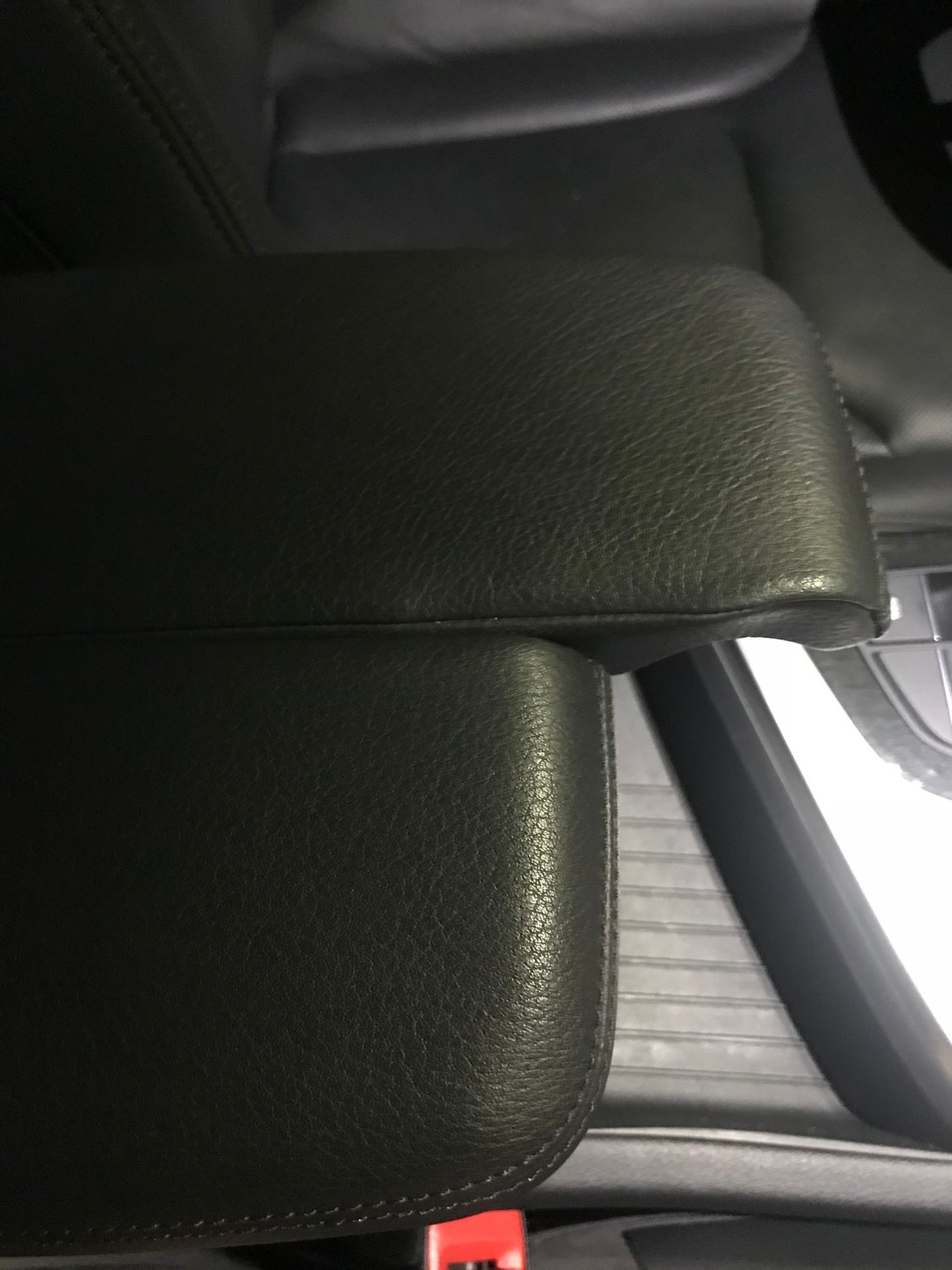 2017 Centre Console Glove Box Audiworld Forums
