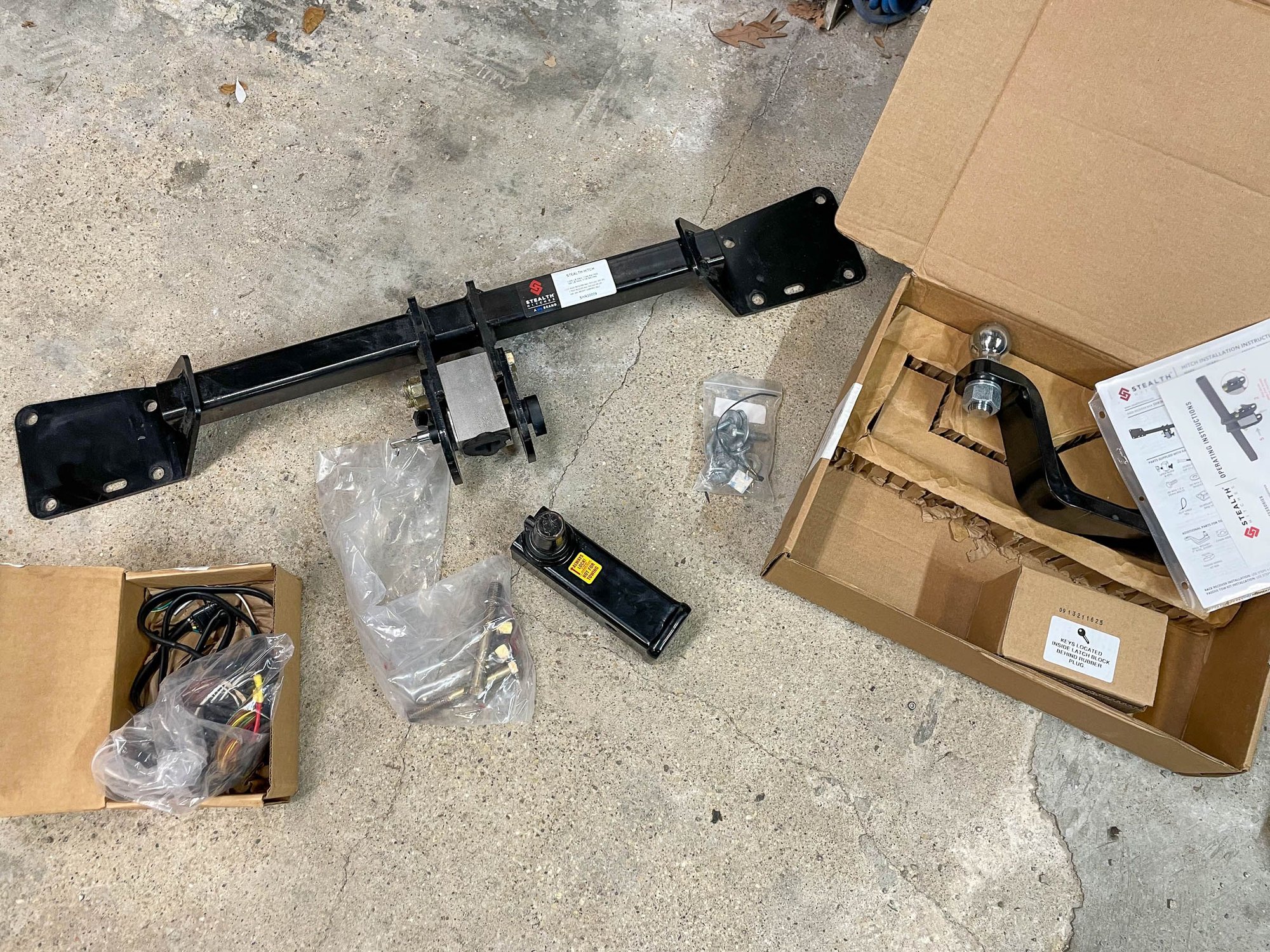 Stealth Hitch Hidden Hitch 2 in Receiver & Tow Kit for 18+ B9 Audi A5