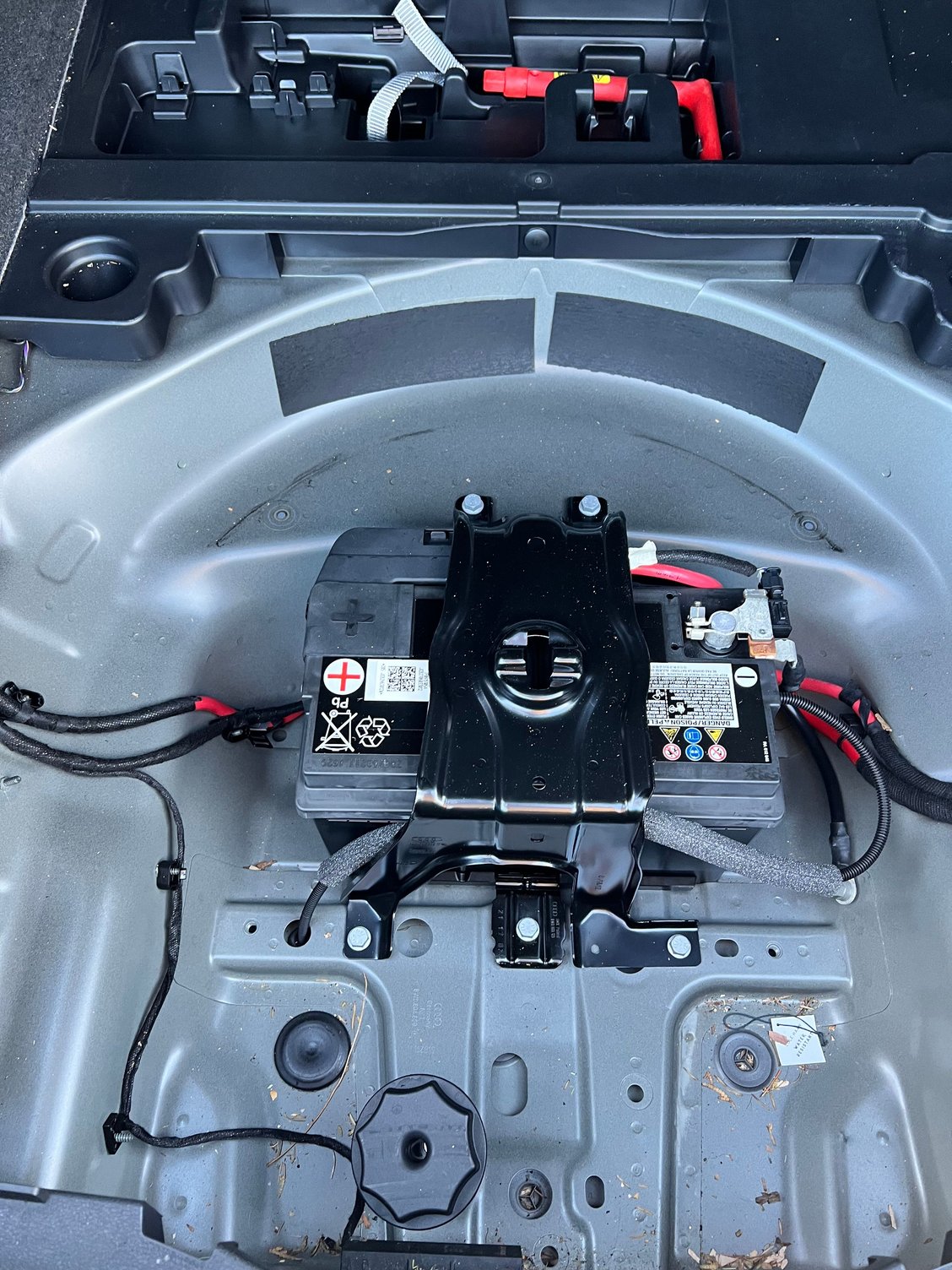 Spare tire and tools replacement - AudiWorld Forums