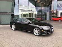 10/07/2016 Neckarsulm Audi Forum - outside