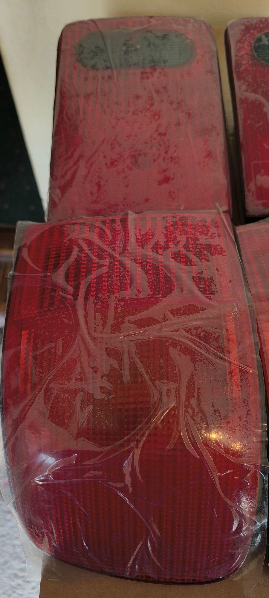 Lights - Audi A8 S8 D2 taillights new 4D0945093 4D0945094 4D0945095 4D0945096 - New - -1 to 2027  All Models - Sisak, Croatia