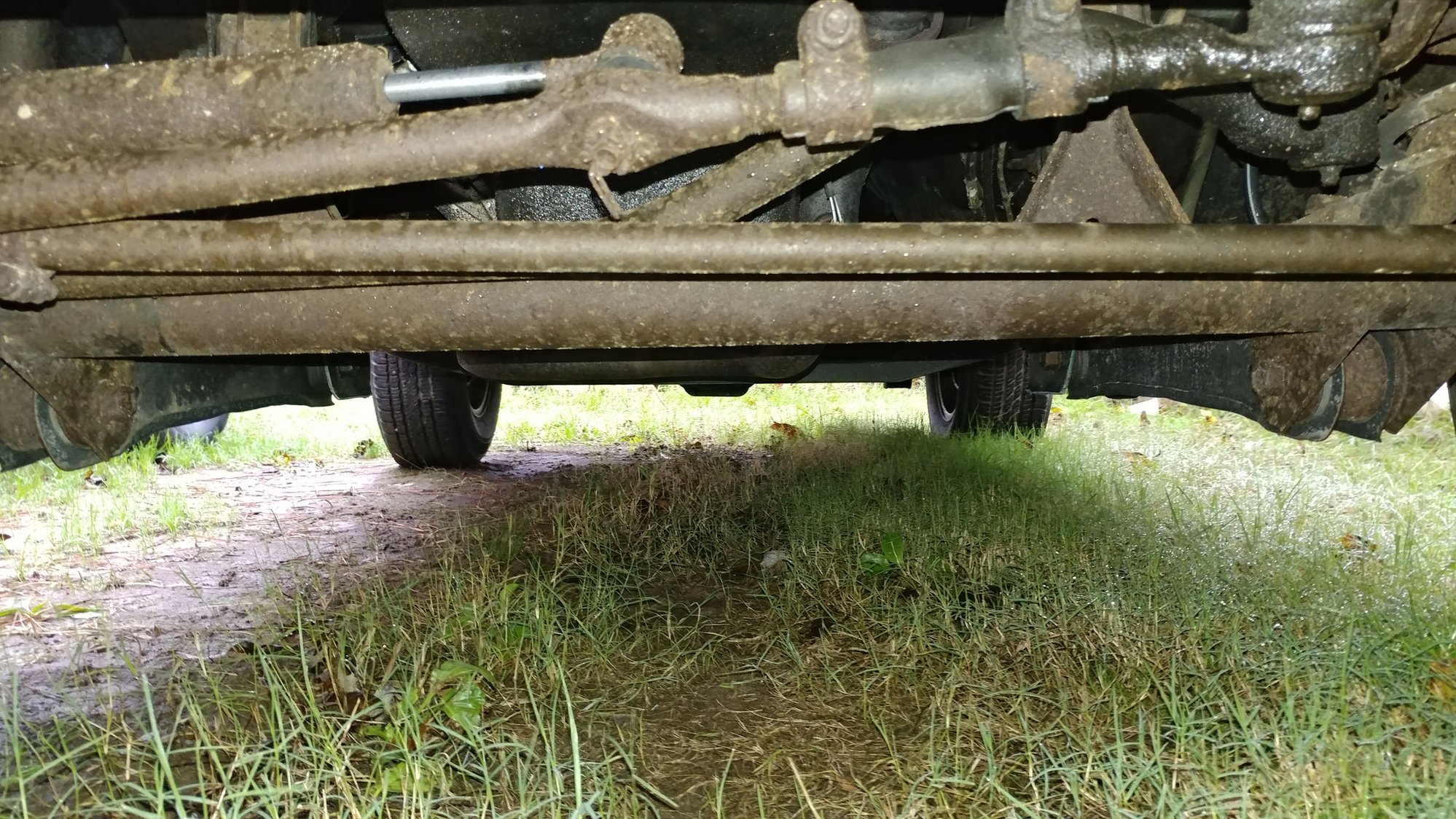 Looking for photos of a 2WD front axle assembly thanks! Jeep