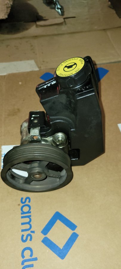 PSC power steering pump with reduced size pulley.