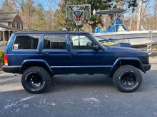 31x10.50r15 on -21mm offset 8” wide wheels. 3” BDS full Leaf Kit with Fox 2.0 shocks