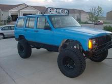 Missing luggage rack. Want to get a roof rack.
