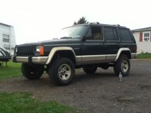 The 3.5" lift installed with 235's. 31's soon to come!