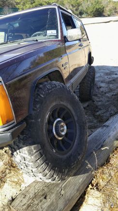 Sun was in the wait to show how much drop the rear had.