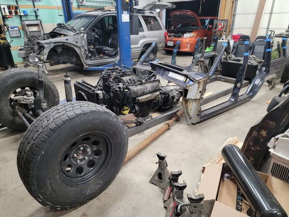 Figuring out engine, axle and body placement 