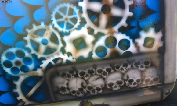 Skulls and gears on the rear