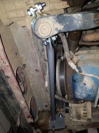 Steering box brace