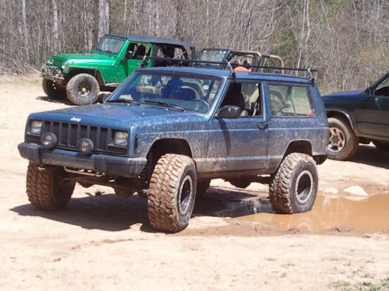 my cherokee first trip off road at richlands