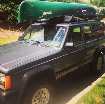 2013 jeep XJ canoeing down the chattahoochee
