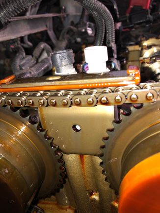 This chain triggered my P0014, note the oil colour, I run 5w30 full synthetic Dexos Castrol Edge