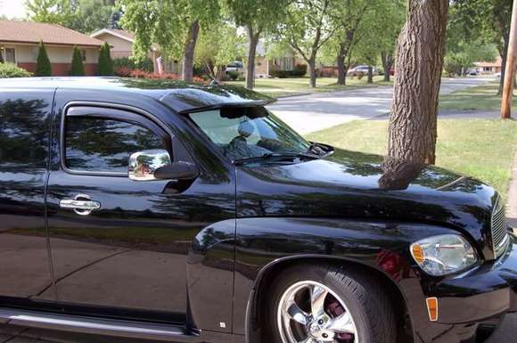 Mortica, looking very sleek with her visor. A&P did a great job installing it, but sadly he has passed away.