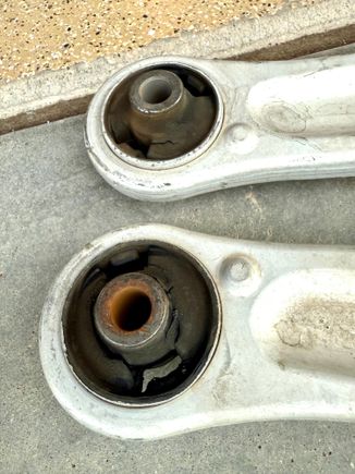 Close up of the bushings.