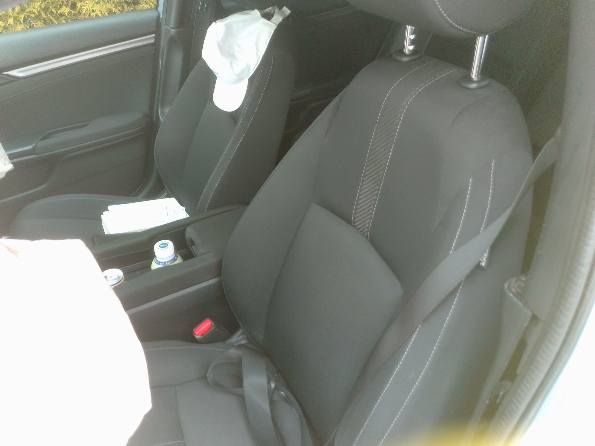 2018 Honda Civic - Crashed Honda Civic 2018 1.0 lieter Vtec - Used - VIN SHHFK6860HU017615 - 3 cyl - 2WD - Automatic - Hatchback - Gray - Pichel Bei Wels, Austria