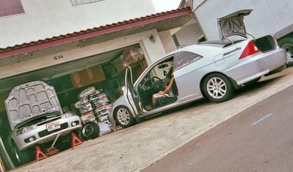 cleaning minds clutch install on my bro's EK