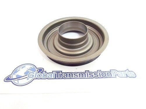 Piston top.  See difference from pic 3. There is another part (sort of dome-like) in that pic that has not been removed - stuck 