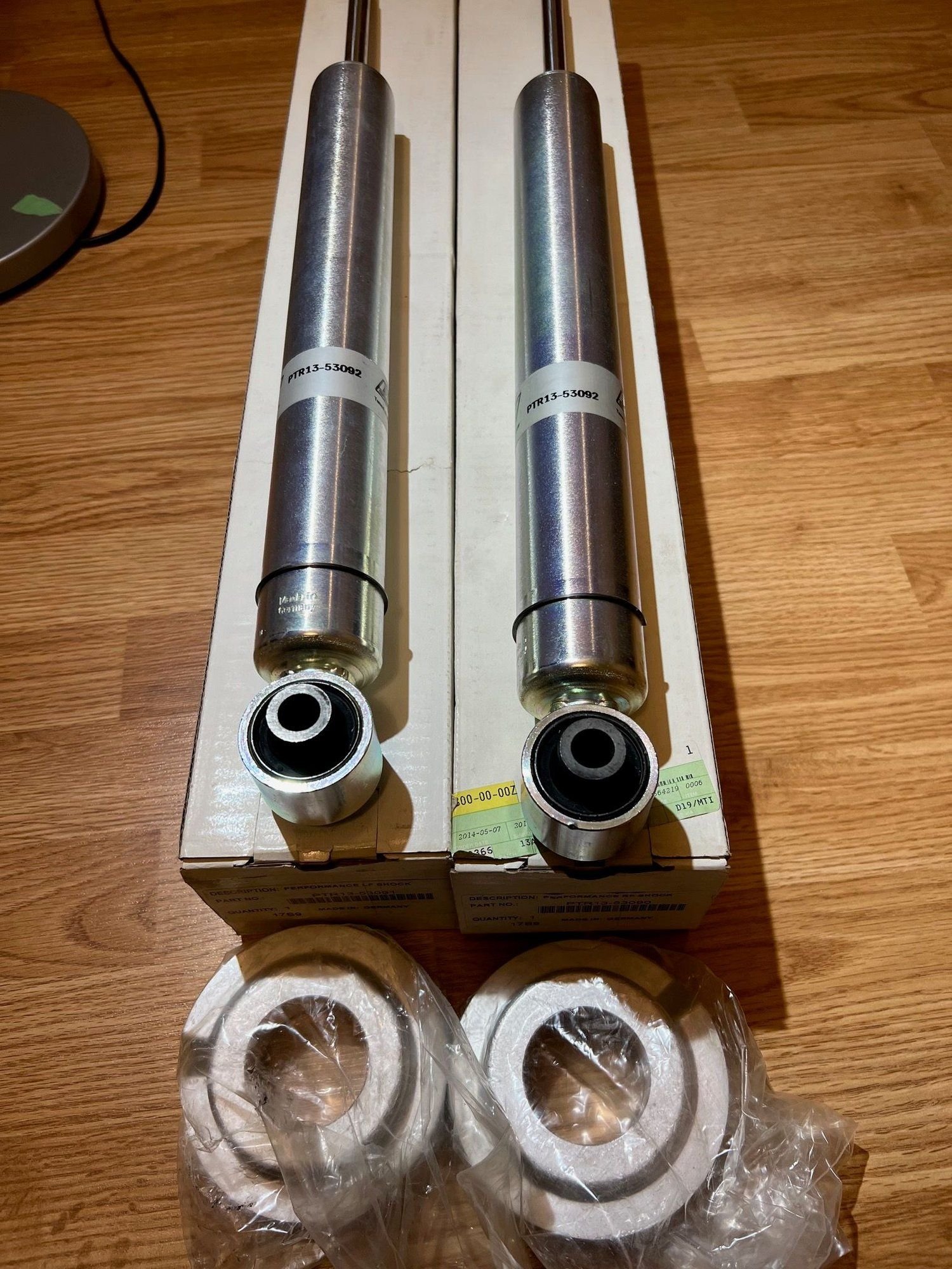 2013 Lexus IS350 - 2006-2013 2nd gen IS 250/350 F-Sport Shock Absorbers / Springs / Sway-Bar - Gta, ON L3R5M6, Canada